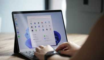 ভাসমান টাস্কবার আনলো উইন্ডোজ ১১